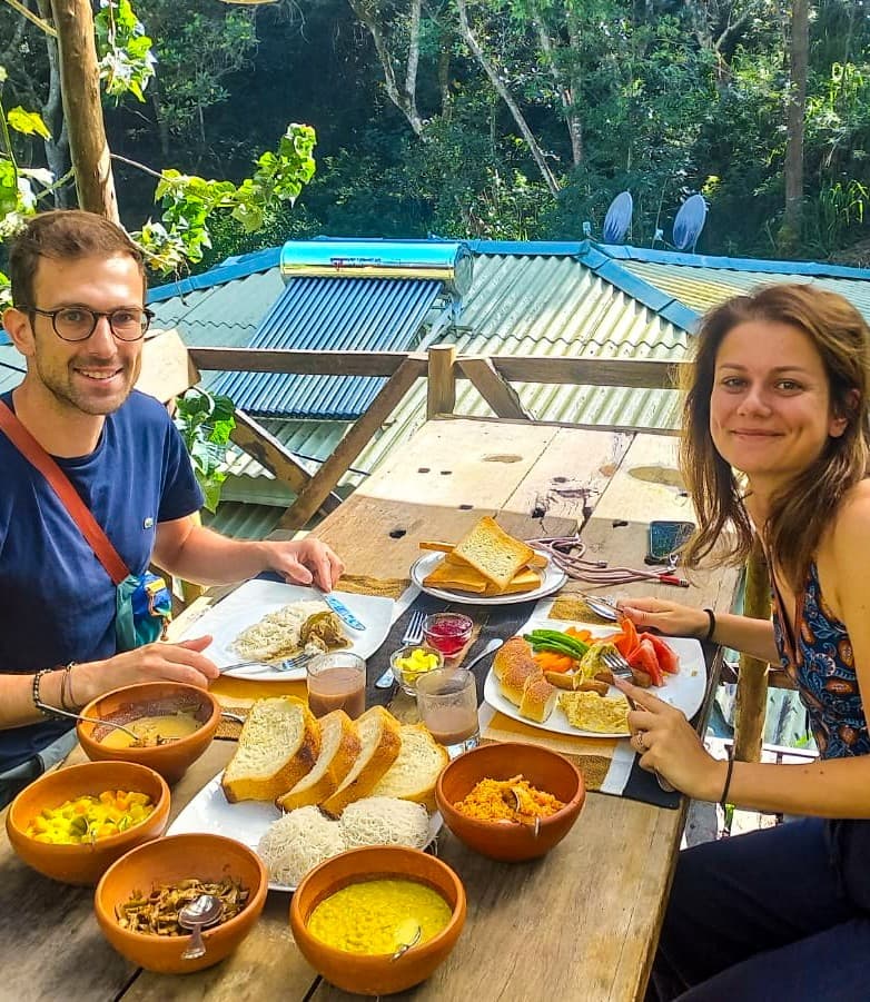 Guests enjoying a Sri Lankan breakfast at the chalet